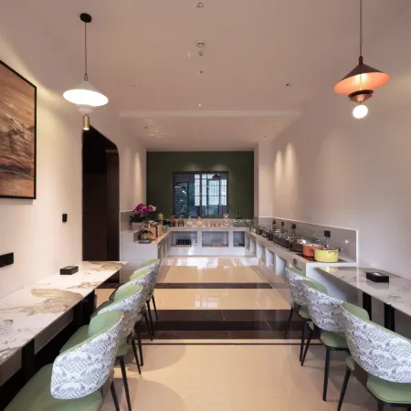 Tengchong Manfei Hotel(Tengchong Yongxing Wealth Center）