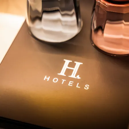 H HOTELS