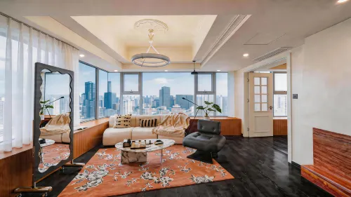 Mr. Smile Sky-View Designer Apartment