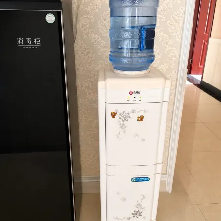 Renshou Wanhao Business Hotel
