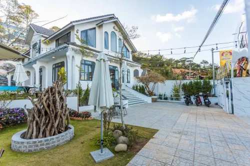 Golden Hill Eco Retreat
