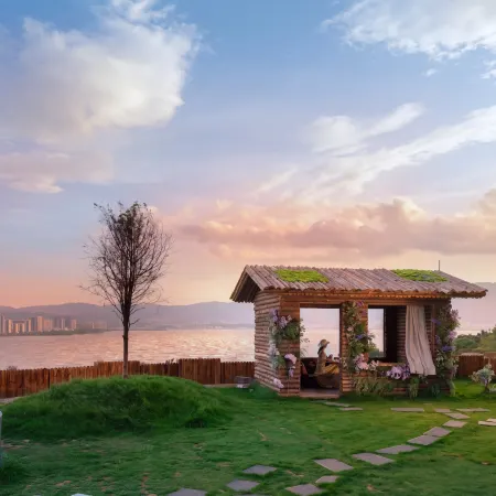 Dali  Hillside Sea View Resort