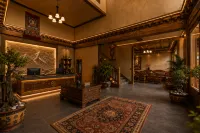 Gya · Vision of Snow Seal | Zang Culture Heritage Hotel (Dukezong Old Town)