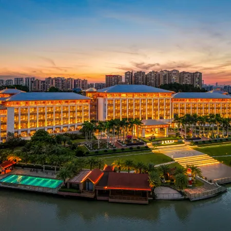 Yulin Jolie Vue Bontique Hotel（Kra Bay and Garden Expo Garden）