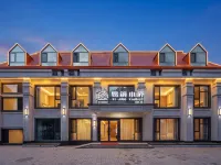 Yijing Xiaolu Homestay (Bagua City Center Taiji Altar) فنادق في ته كه سى