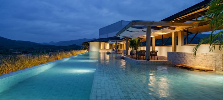 Yundu Shangying Hot Spring Resort Hotel Hotel a Shixing