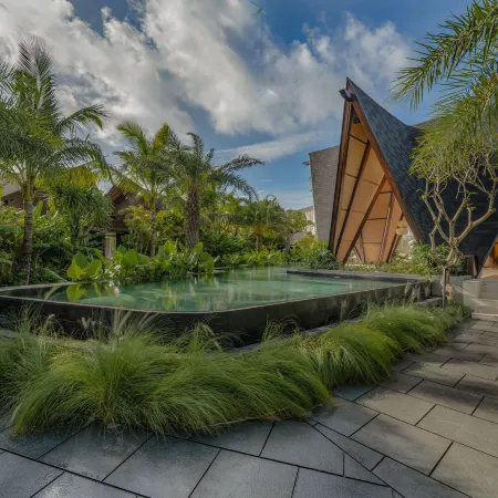 Nuju Uluwatu