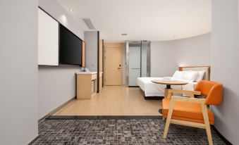Taizhou Outlets Plaza Nas Hotel (Yuanqiao Town People's Government)
