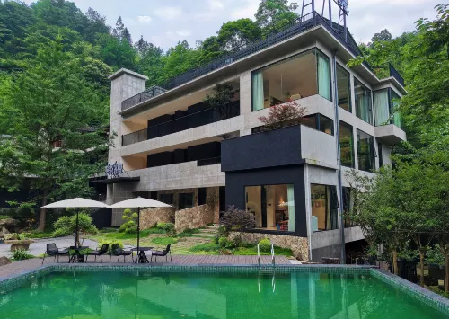 Mount Qingcheng Ziranxing Homestay - สระว่ายน้ำแบบอินฟินิตี้
