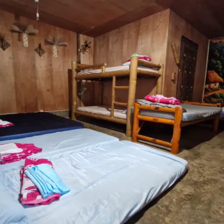 J Travel Trail Inn