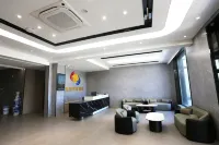 Yuyang Smart Hotel (Grassland Sky Road) - parking