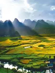 Peak Forest Lake Hotel (Xingyi South Railway Station & Wanfenglin Airport Branch) - vue sur la montagne