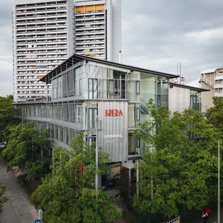 Brera Serviced Apartments Munich West Отели рядом с достопримечательностью «Культурный центр BACKSTAGE»