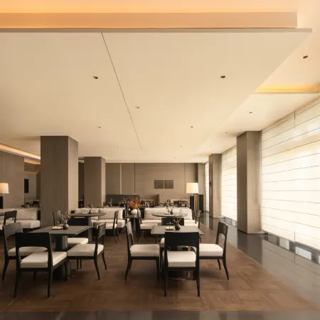 Tekes Atour Hotel