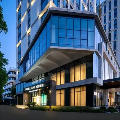 Hangzhou Gongshu Grand Canal Light Hotel Hotels near China Fan Museum