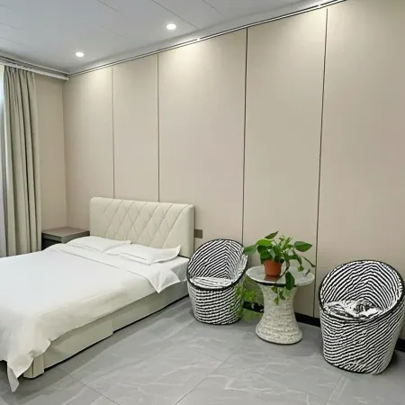 Yixin Hotel