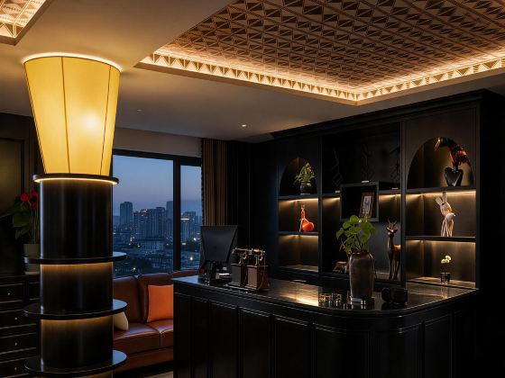 Lanju French Hotel (Guiyang Southwest Trade City Branch)