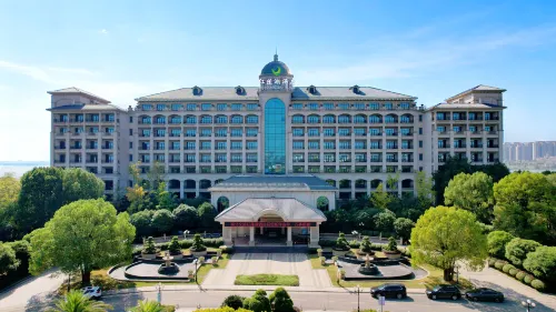 Hubei Culture and Tourism Honglian Lake Hotel - Gym