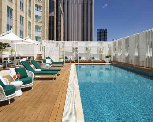 Swissotel Sydney Hoteles cerca de Galerías Victoria