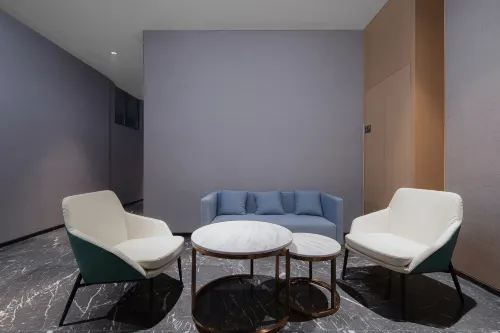 كانتري إن آند سويتس باي راديسون الأماكن العامة Photos