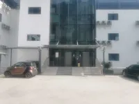 Atour X Hotel, Maotai Town, Renhuai - parking