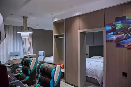 Huarong Xinyue E-sports Hotel