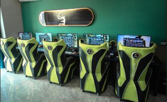 Fuyang Kairui E-sports Hotel (Wanda)