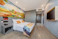 Shell Hotel (Linyi Zaoyuan Town)