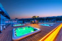 Twelve Cities · BaiyujingCourtyardHotSpringResortDesignHotel(FurongTown ScenicAreaBranch) - suối nước nóng