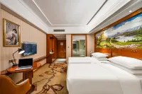 Vienna Hotel (Meizhou Huayang Hotel ) Hotels in Wuhua