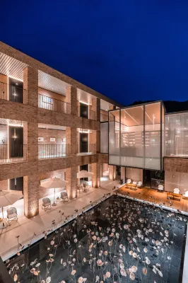 Yinju Jingde Art Hotel Hotels near Sanbao International Ceramic Village