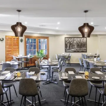 Quality Hotel Melbourne Airport