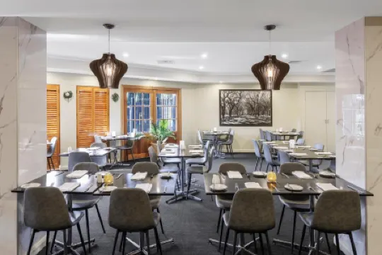 Quality Hotel Melbourne Airport