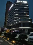 KunLunLeJu Jingxuan Hotel (Zhengzhou South China City Jinyi City) Hotels near College of Information & Business, Zhongyuan University of Technology