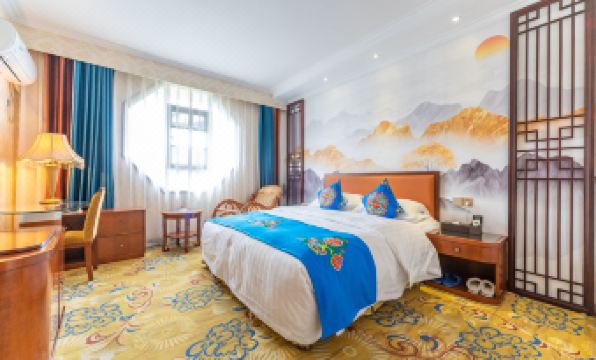 Westqiang Homeland Hotel