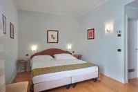 Hotel Plaza Venice Hotels near ليدو دي فينيتسا