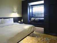 CHILL HOTEL