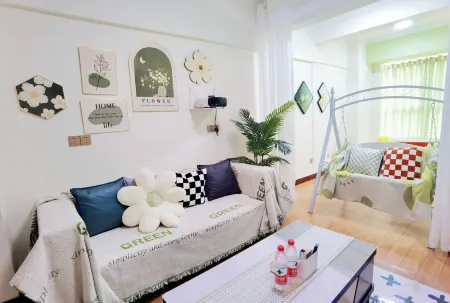 Tutu Homestay (Renhe New Town) Отели в г. Дачжоу