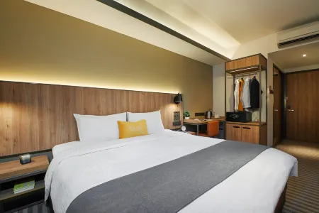 Dash Living Rochor