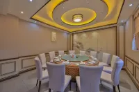 JiLoong Platinum Hotel - فطور