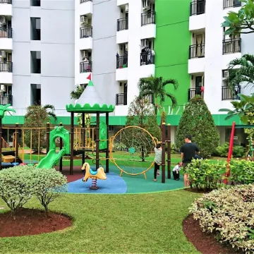 Apartment Green Lake View Ciputat by Celebrity Room