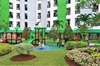 Apartment Green Lake View Ciputat by Celebrity Room Hotels in Ciputat