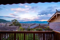 Yueshang Mountain Viewing Courtyard
