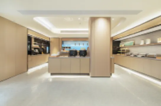 JI Hotel (Jiuzhou Hukou County Government Shizhongshan Avenue Branch)