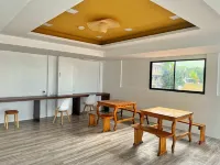 Cozy Coron Inn