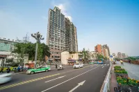 米可·設計師江景酒店（樂山師範學院店）