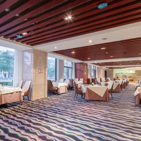 Ginkgo Qizhuang Hotel