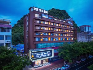 Happy Aile Hotel (Hezhou Lingfeng Square)