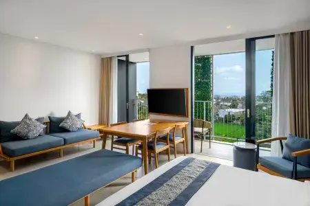 Citadines Berawa Beach Bali Отели в г. Бали