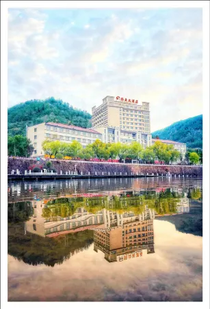 Weiye Hotel Отели рядом с достопримечательностью «Zhaomingyuan Scenic Area»